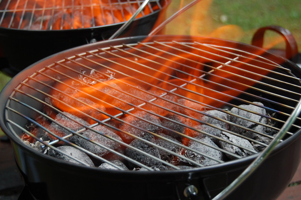 Heating a grill - Santa Maria Style Tri-Tip with Chimcurri